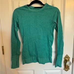 Lululemon insulated long sleeve
